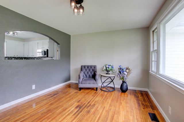 1375 Moss Rd, Clarksville, TN 37043