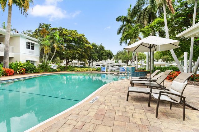 3701 54TH DRIVE W 104, Bradenton, FL 34210