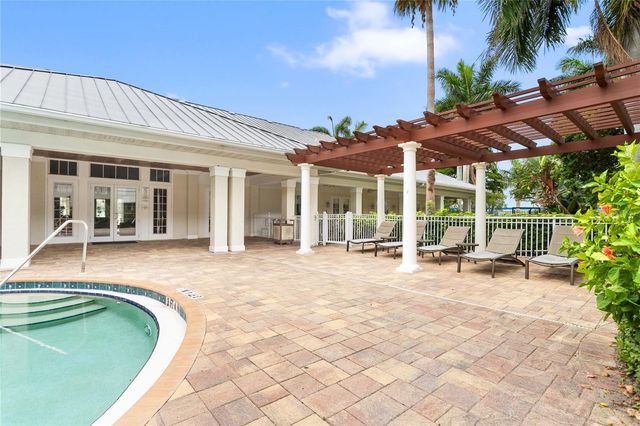 3701 54TH DRIVE W 104, Bradenton, FL 34210