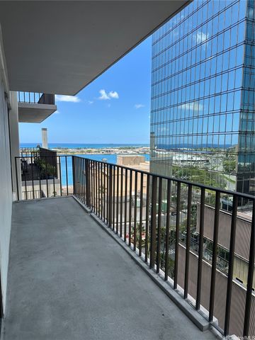 225 Queen Street 15C, Honolulu, HI 96813
