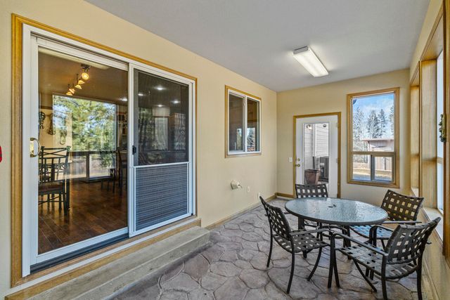 44220 Cowboy Hill Lane, Chiloquin, OR 97624