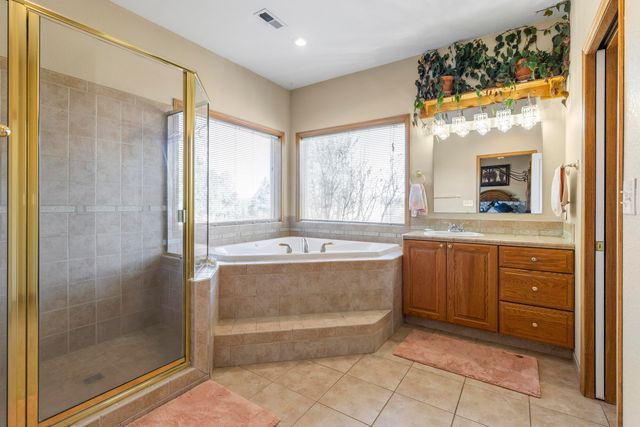 44220 Cowboy Hill Lane, Chiloquin, OR 97624