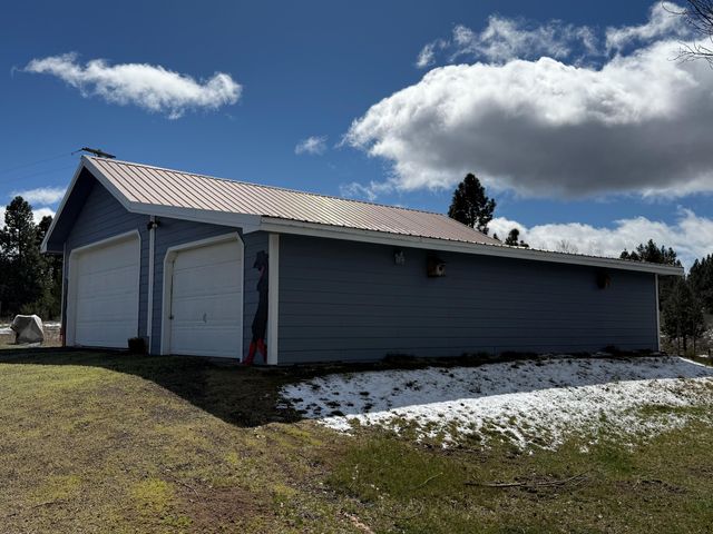 44220 Cowboy Hill Lane, Chiloquin, OR 97624