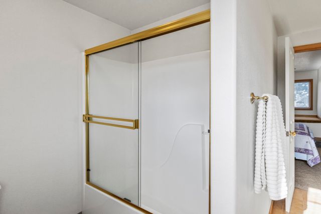 44220 Cowboy Hill Lane, Chiloquin, OR 97624