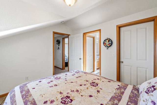 44220 Cowboy Hill Lane, Chiloquin, OR 97624