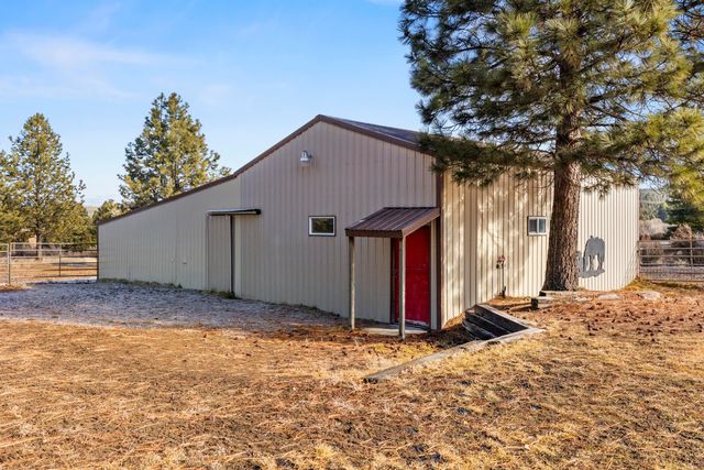 44220 Cowboy Hill Lane, Chiloquin, OR 97624