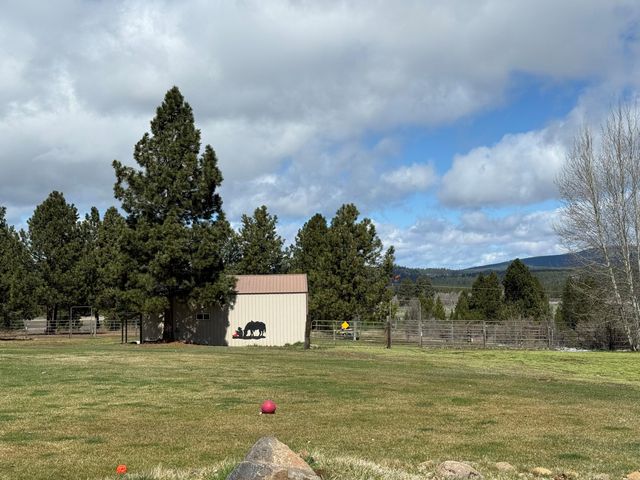 44220 Cowboy Hill Lane, Chiloquin, OR 97624