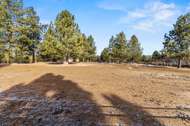 44220 Cowboy Hill Lane, Chiloquin, OR 97624