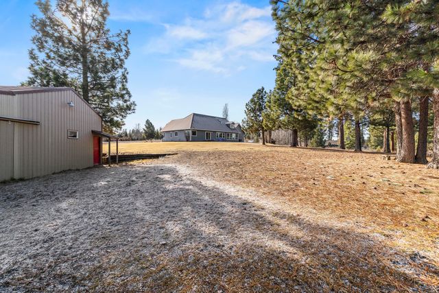 44220 Cowboy Hill Lane, Chiloquin, OR 97624