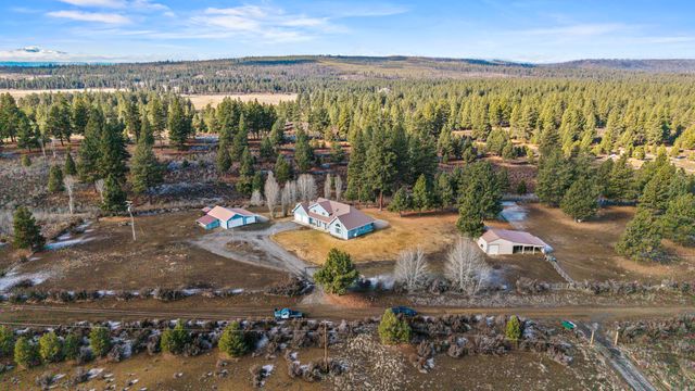 44220 Cowboy Hill Lane, Chiloquin, OR 97624