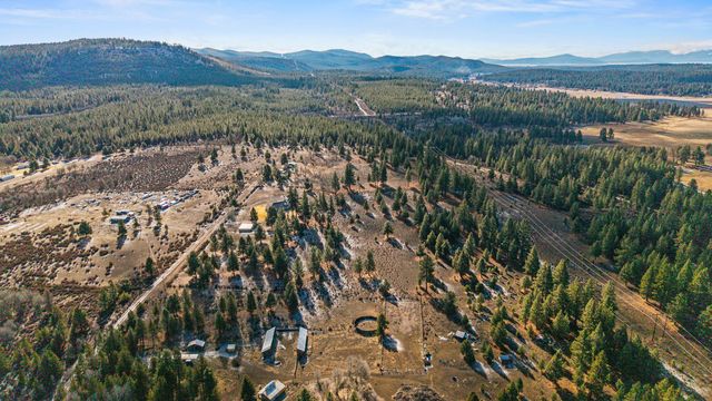 44220 Cowboy Hill Lane, Chiloquin, OR 97624