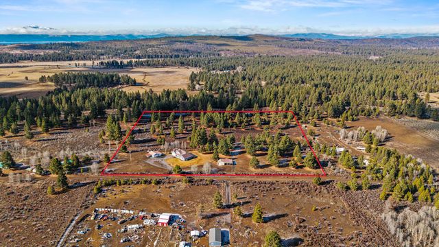 44220 Cowboy Hill Lane, Chiloquin, OR 97624