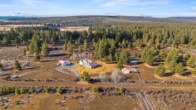 44220 Cowboy Hill Lane, Chiloquin, OR 97624