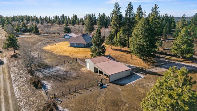 44220 Cowboy Hill Lane, Chiloquin, OR 97624
