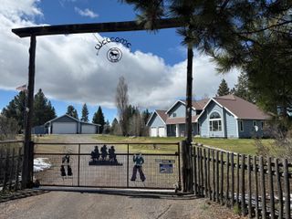 44220 Cowboy Hill Lane, Chiloquin, OR 97624