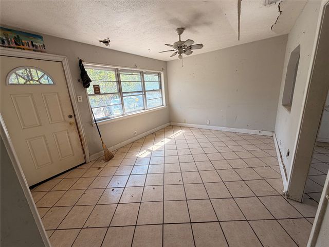 8109 Burroaks Drive, Dallas, TX 75217
