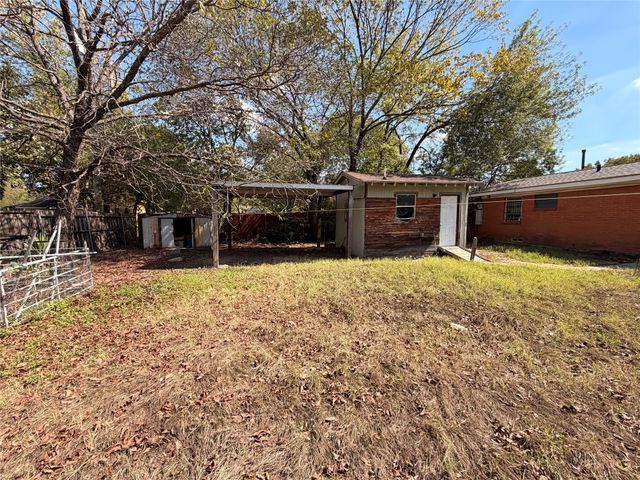 8109 Burroaks Drive, Dallas, TX 75217