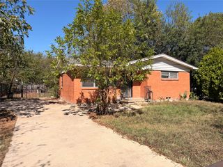8109 Burroaks Drive, Dallas, TX 75217