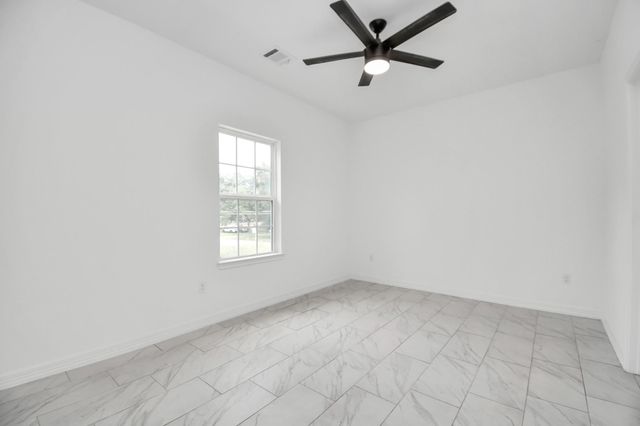 9003 Prairie View Drive B, Houston, TX 77088