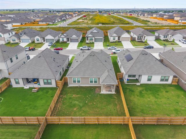 237 Little Green TRL, Jarrell, TX 76537