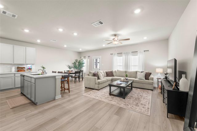 237 Little Green TRL, Jarrell, TX 76537