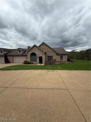 49092 Eagle Drive, East Liverpool, OH 43920