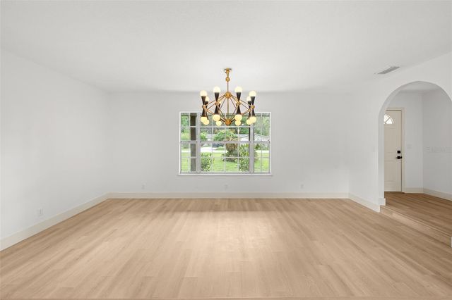 903 LANEWOOD DRIVE, Seffner, FL 33584