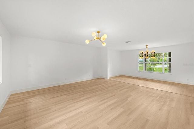 903 LANEWOOD DRIVE, Seffner, FL 33584