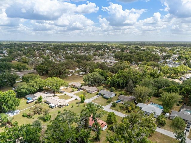 903 LANEWOOD DRIVE, Seffner, FL 33584