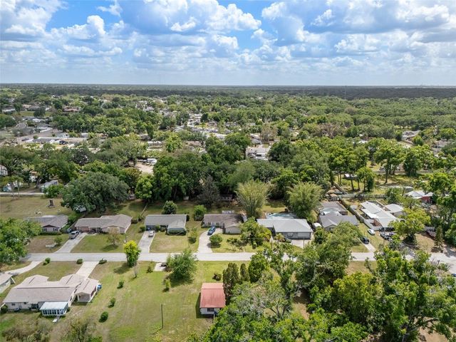 903 LANEWOOD DRIVE, Seffner, FL 33584