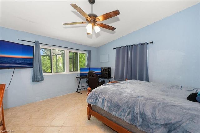 1721 Club House RD, North Fort Myers, FL 33917