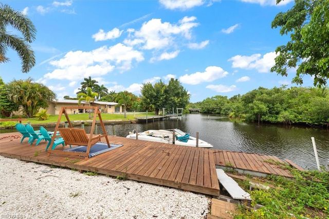 1721 Club House RD, North Fort Myers, FL 33917