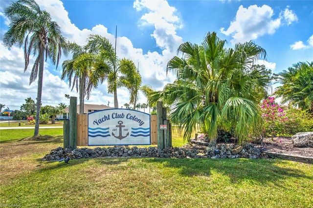 1721 Club House RD, North Fort Myers, FL 33917