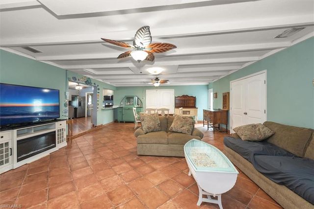 1721 Club House RD, North Fort Myers, FL 33917