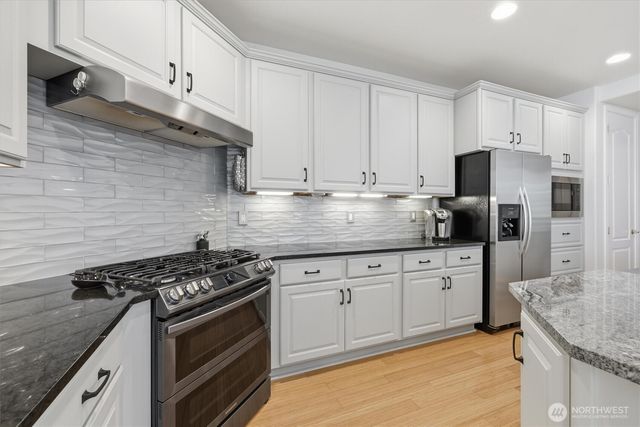 22844 NE 126th Street, Redmond, WA 98053