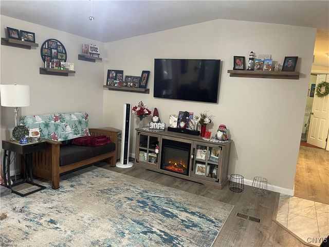 10673 State Route 34, Cato, NY 13166