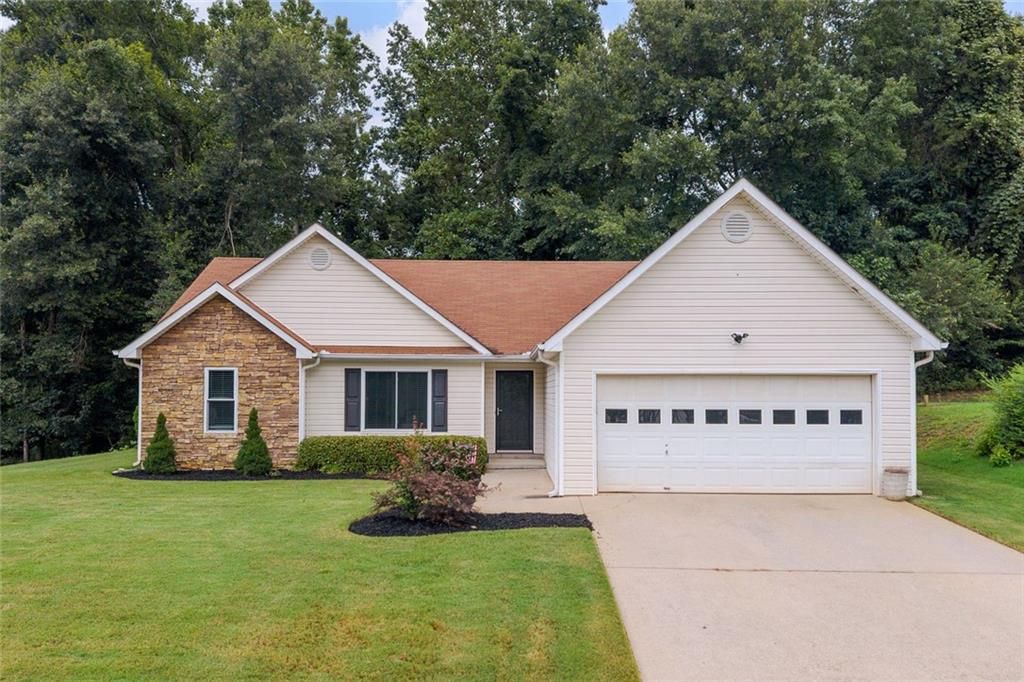 5410 Amherst Way, Flowery Branch, GA 30542