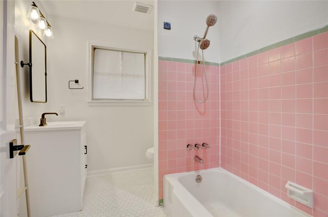 8825 Cedarbrake Drive, Houston, TX 77055