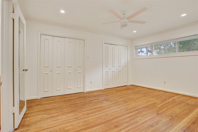 8825 Cedarbrake Drive, Houston, TX 77055