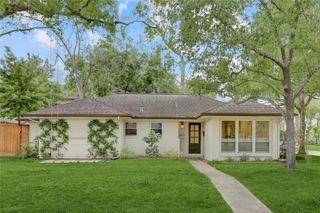 8825 Cedarbrake Drive, Houston, TX 77055