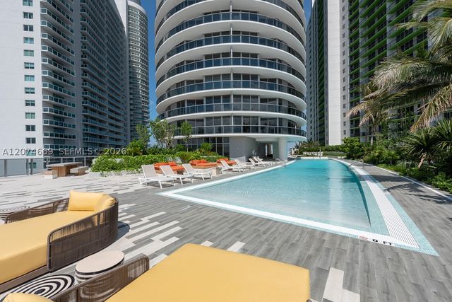 488 NE 18th St 1907, Miami, FL 33132