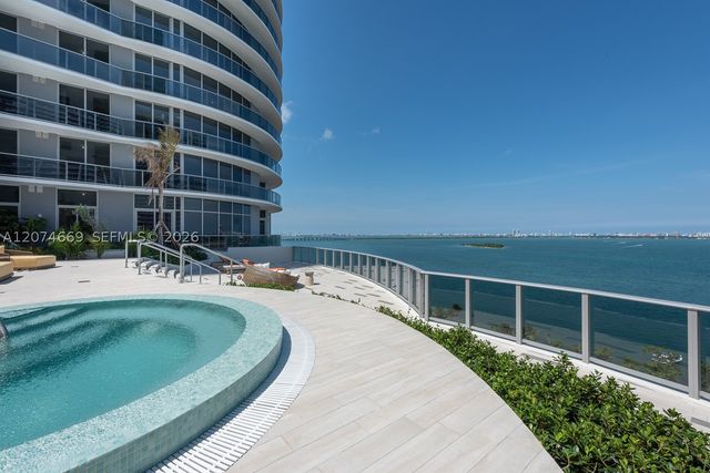 488 NE 18th St 1907, Miami, FL 33132