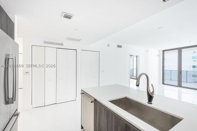 488 NE 18th St 1907, Miami, FL 33132