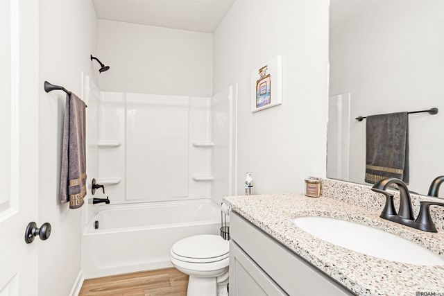 3034 Camelia St, Zachary, LA 70791