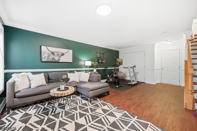 204 Swathmore Dr, Nutley Twp., NJ 07110
