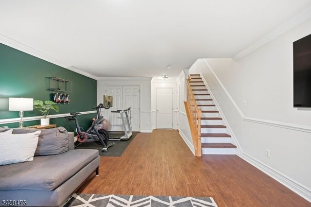 204 Swathmore Dr, Nutley Twp., NJ 07110