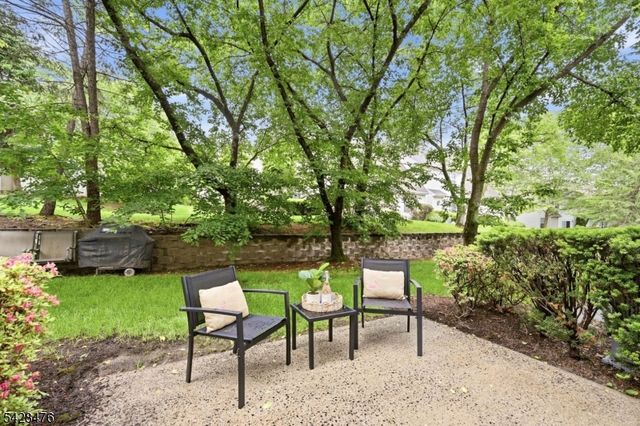 204 Swathmore Dr, Nutley Twp., NJ 07110