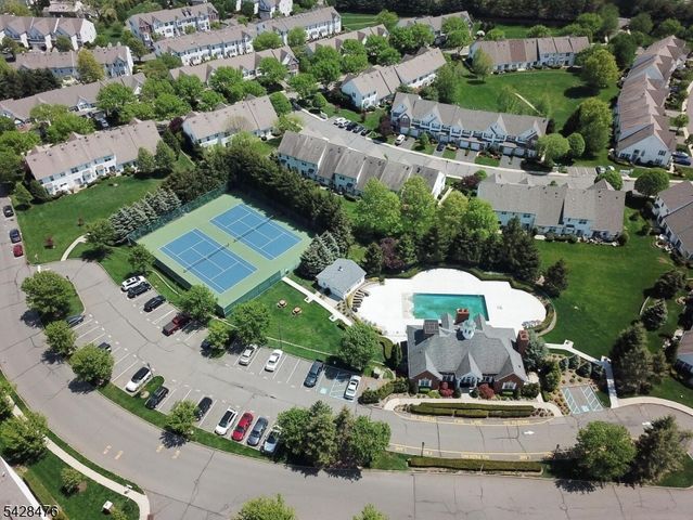 204 Swathmore Dr, Nutley Twp., NJ 07110
