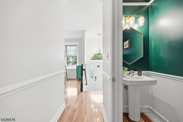 204 Swathmore Dr, Nutley Twp., NJ 07110