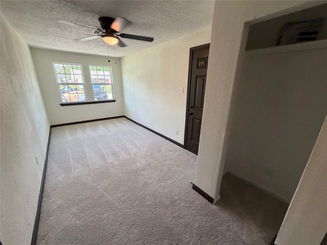 3915 Heatherbrook Drive, Houston, TX 77045